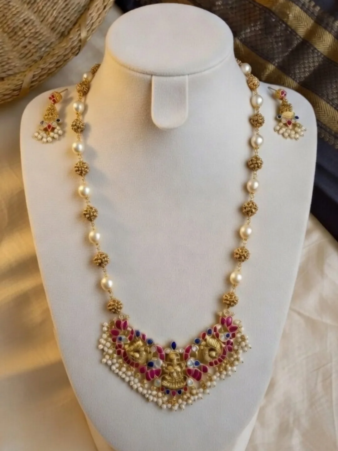 Gold-Tone Pink & Blue Regal Glow Ensemble